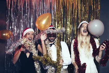 Компания наказала сотрудника за пропуск новогоднего корпоратива