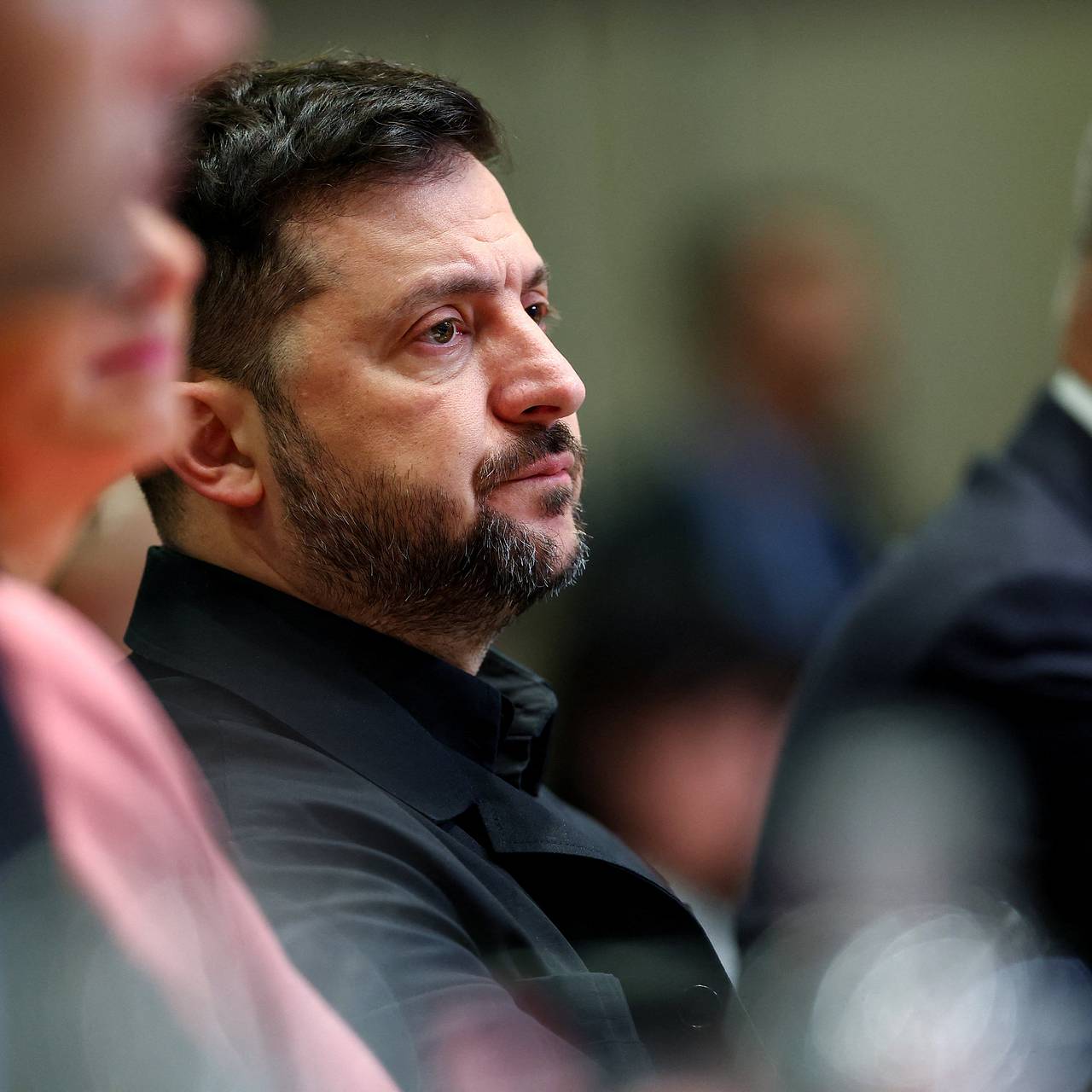 На Украине заявили о незавидном положении Зеленского из-за переговоров