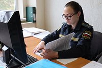 Россиянка превратила квартиру в свалку и приют для десятков кошек 