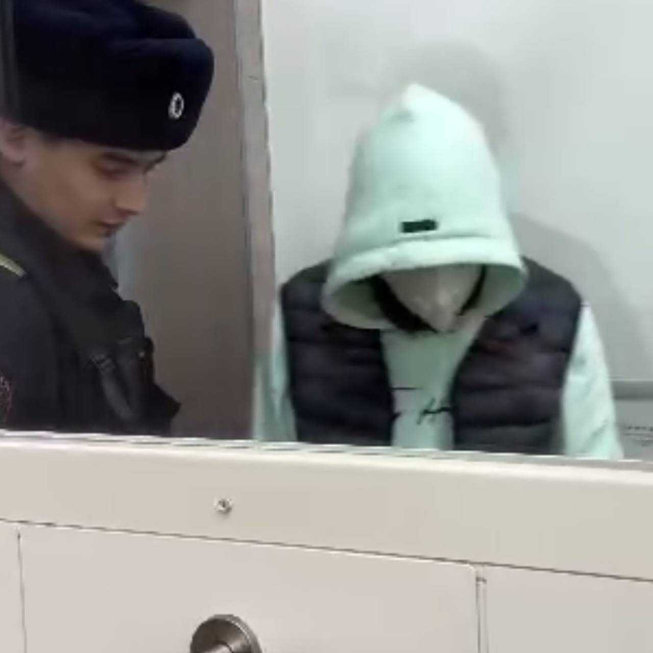 Наркотики и бомбу нашли у готовившего подрыв моста в российском городе