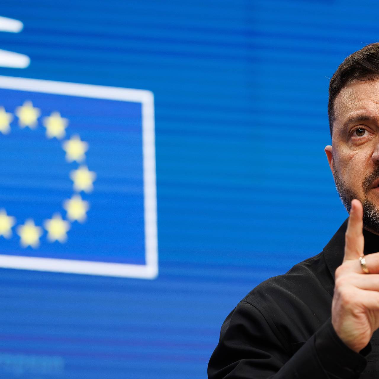 Зеленский ответил на вопрос о готовности отказаться от поста президента