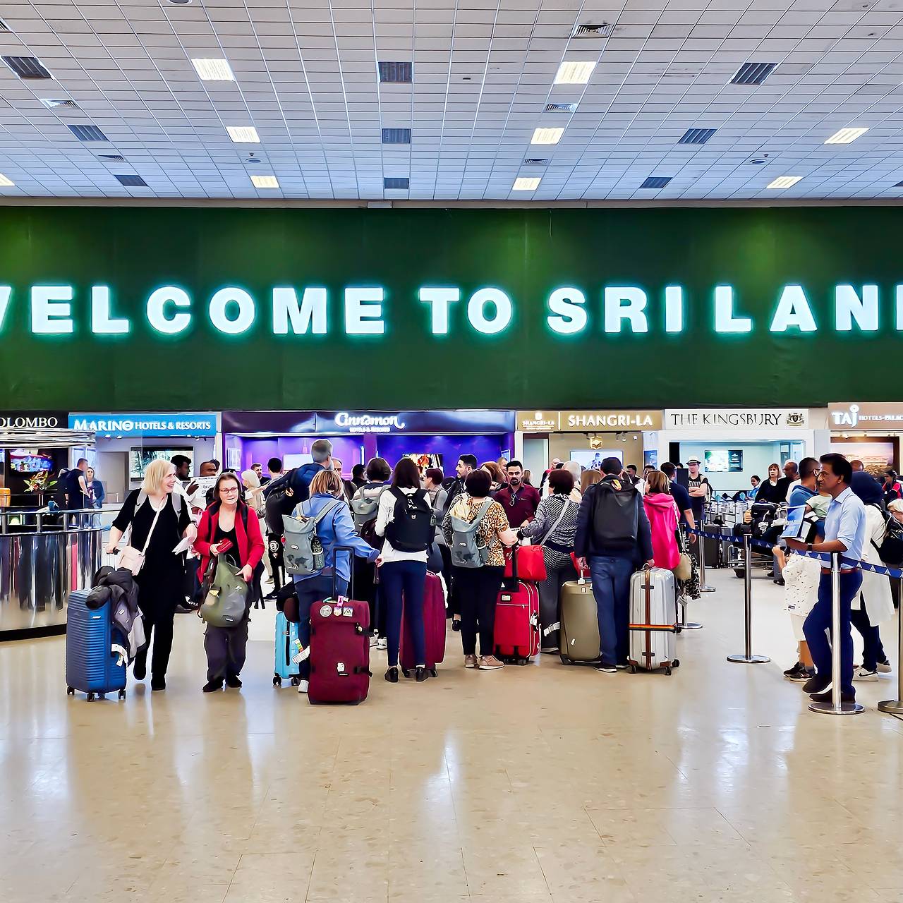 Россияне не смогли улететь из одной страны из-за нехватки самолетов