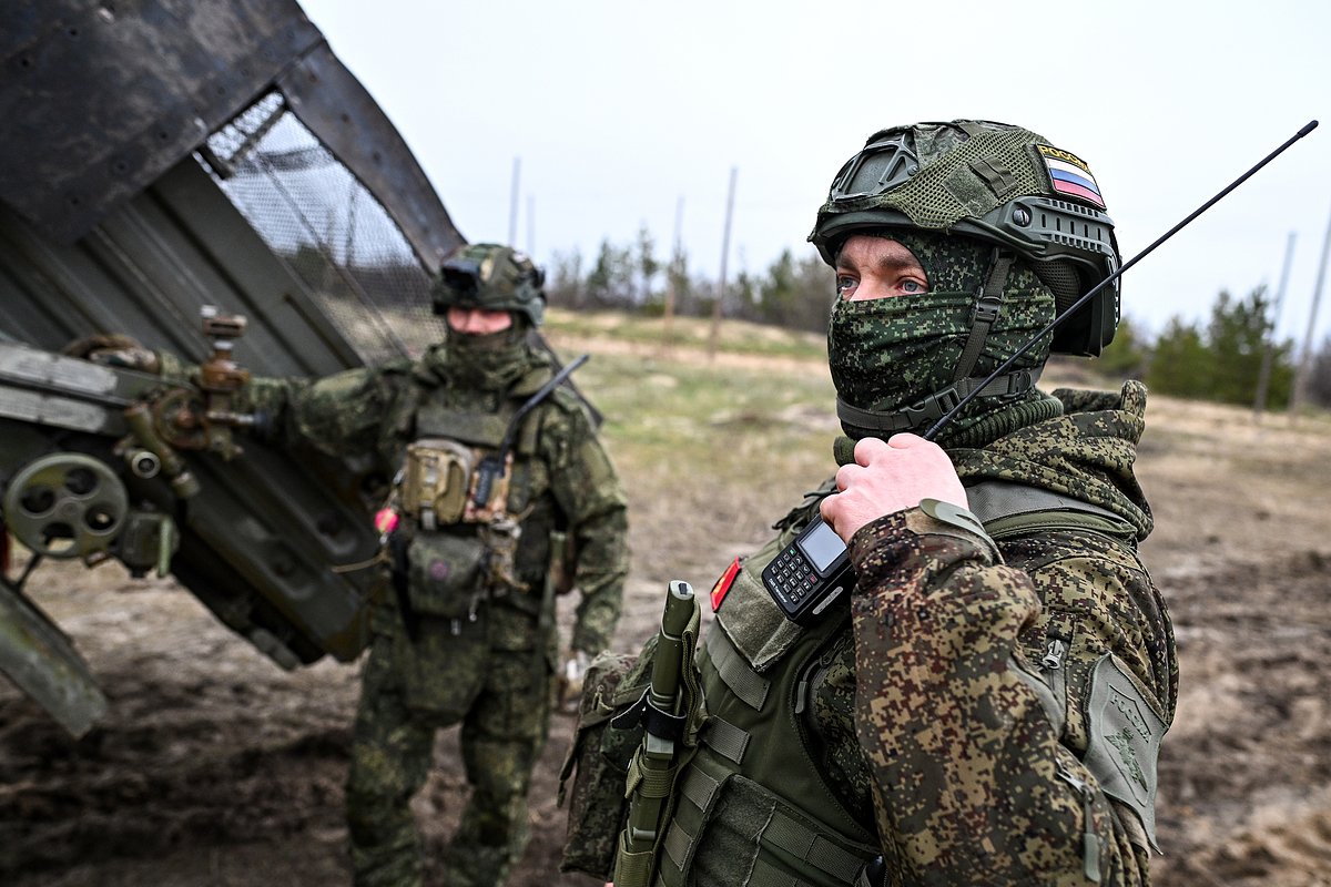 Боевая работа расчета РСЗО «Град» 83-го самоходного артиллерийского полка 25-й общевойсковой армии группировки войск «Запад», 1 декабря 2025 года