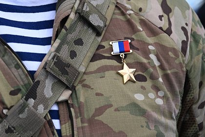 В России разгорелся скандал из-за «ряженых героев». За обладателя сразу трех ненастоящих наград вступился глава «Ахмата»