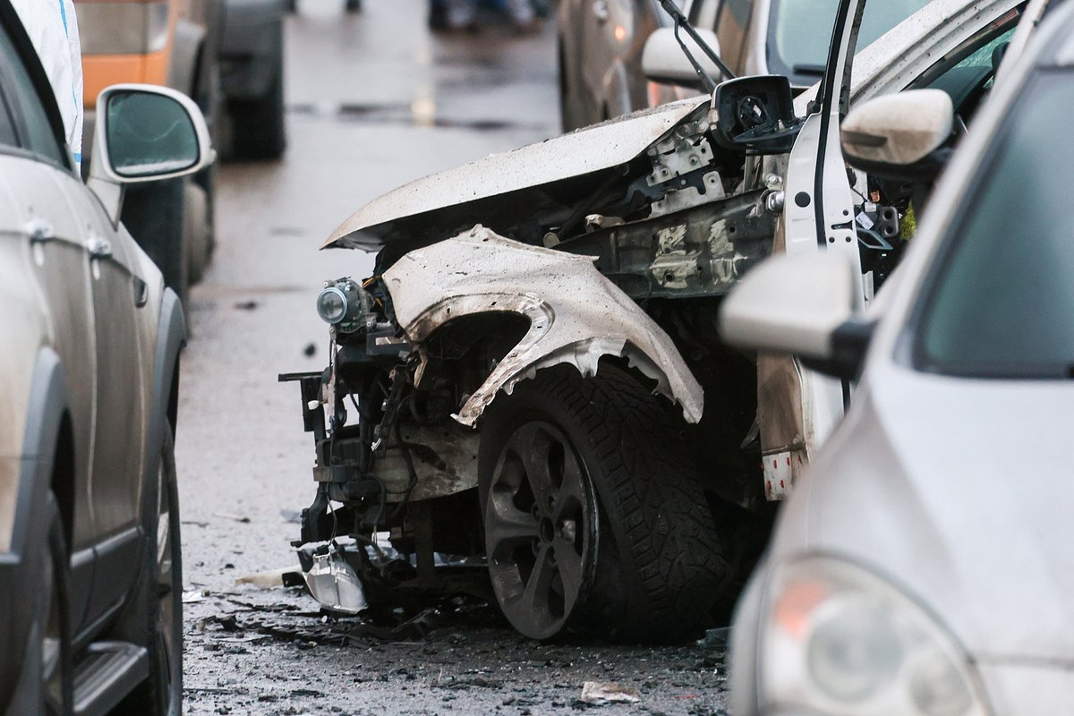 Обстановка у дома № 12 по Ясеневой улице после взрыва