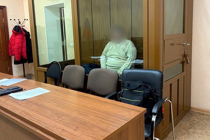 Грабитель жестоко запытал в квартире трех россиянок