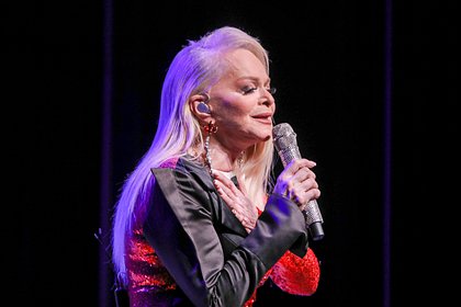 Раскрыта возможная компенсация Долиной за продажу масок с ее изображением