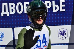 Михаил Назаров