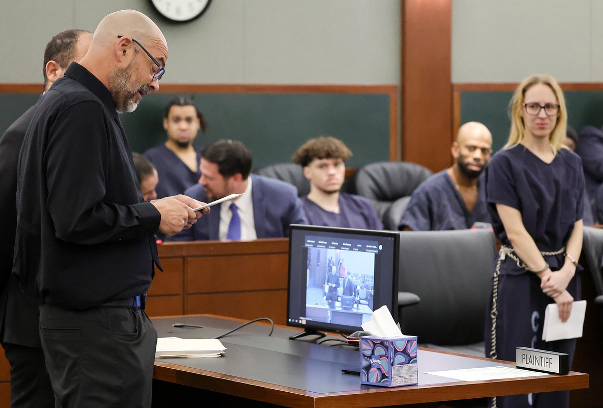 Аарон Гудвин на заседании суда рассказывает о том, как изменилась его жизнь после того, как он узнал о плане жены убить его