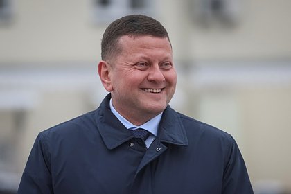 Залужного с женщиной в милом купальнике обнаружили на Карибах