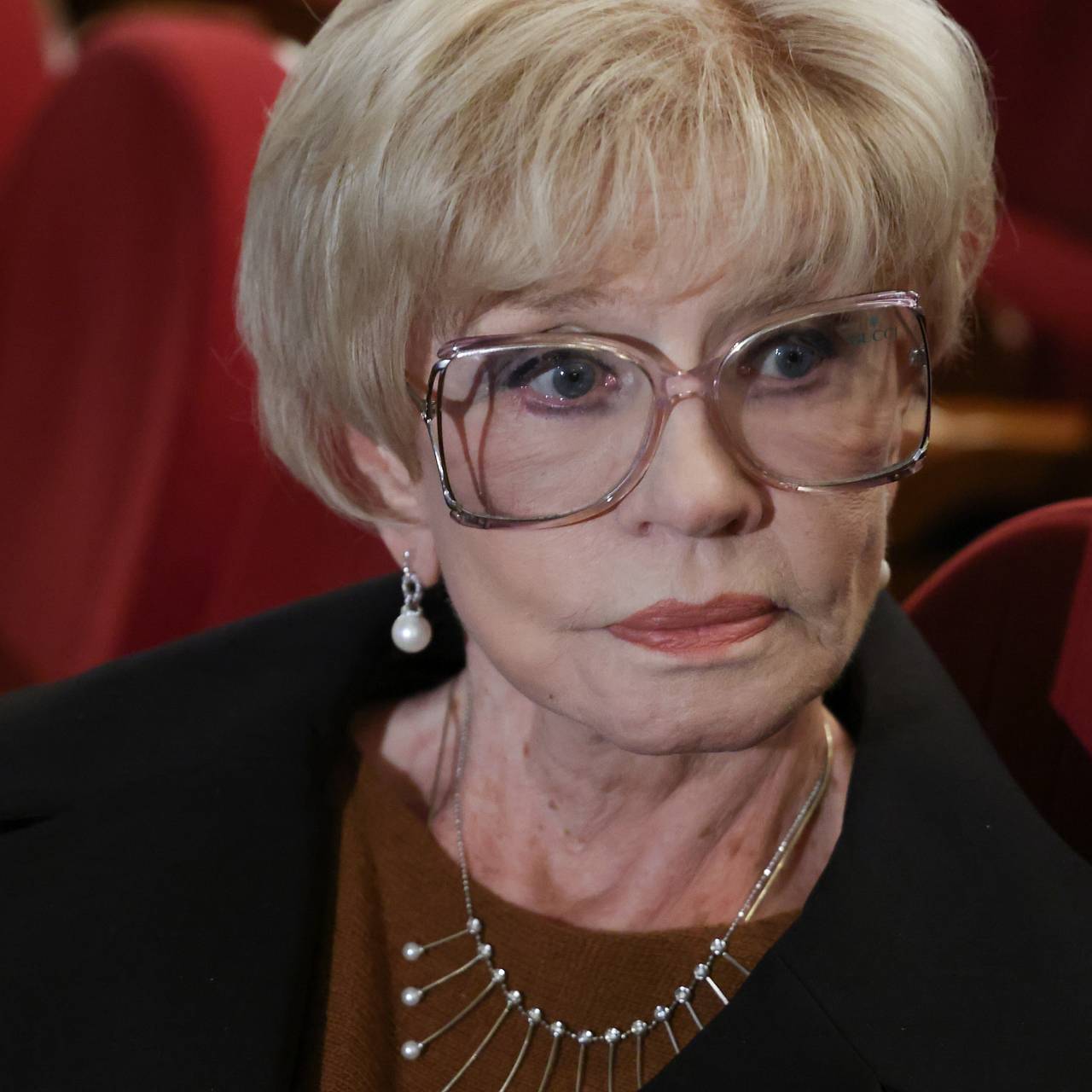 Умерла Вера Алентова. Звезде фильма &laquo;Москва слезам не верит&raquo; стало плохо на прощании с актером Лобоцким