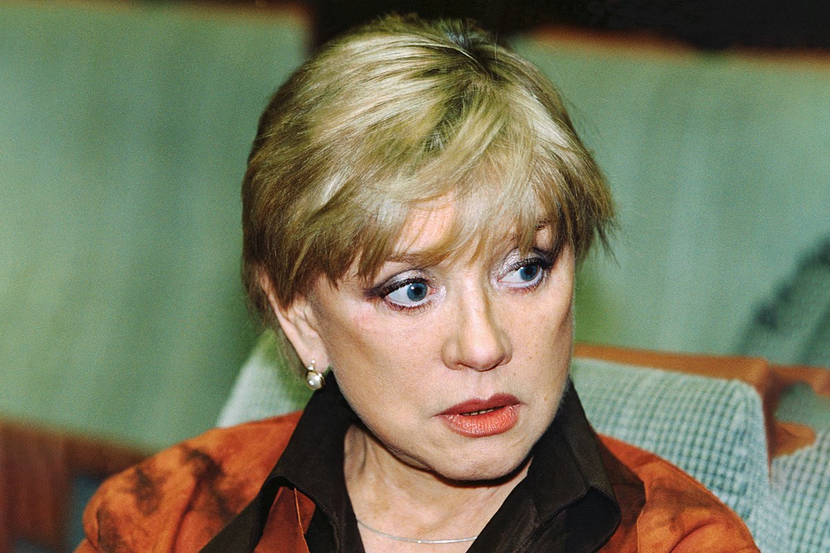 Вера Алентова, 2002 год