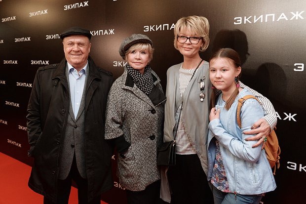 Владимир Меньшов, Вера Алентова, Юлия Меньшова с дочерью