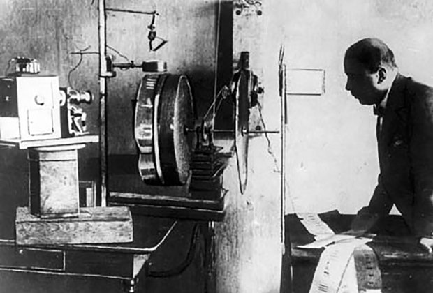 View - Цветное телевидение: история в СССР, в мире: Интернет: Интернет и СМИ: Lenta.ru