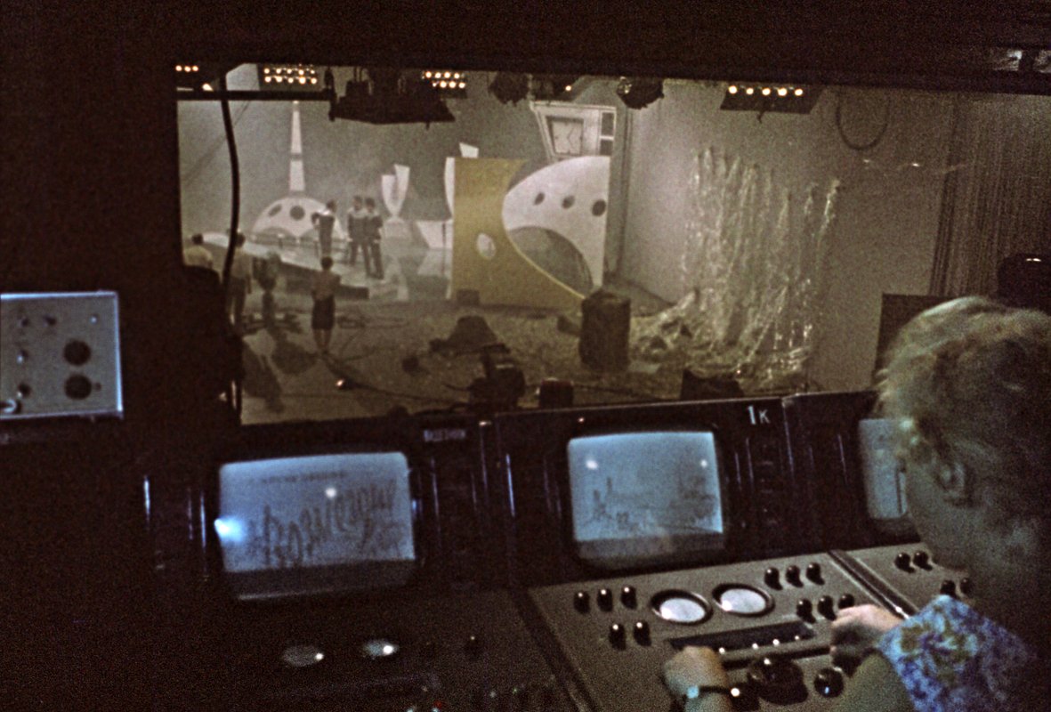 View - Цветное телевидение: история в СССР, в мире: Интернет: Интернет и СМИ: Lenta.ru