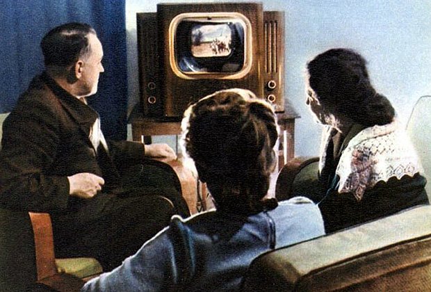 View - Цветное телевидение: история в СССР, в мире: Интернет: Интернет и СМИ: Lenta.ru