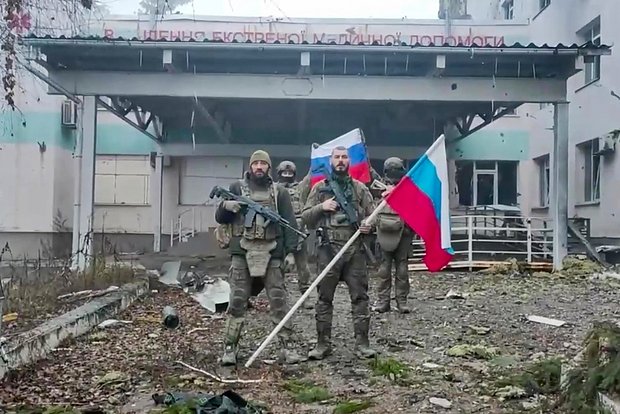 Военнослужащие подразделений группировки войск 