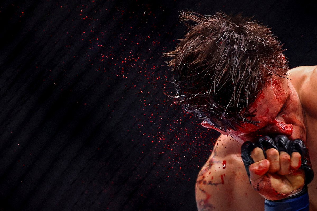 Лонир Кавана в бою с Фелипе дос Сантосом