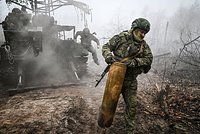 «Мы начинаем продвигаться быстрее» Военный аналитик Василий Кашин — об итогах 2025 года в зоне СВО и будущем переговоров по Украине