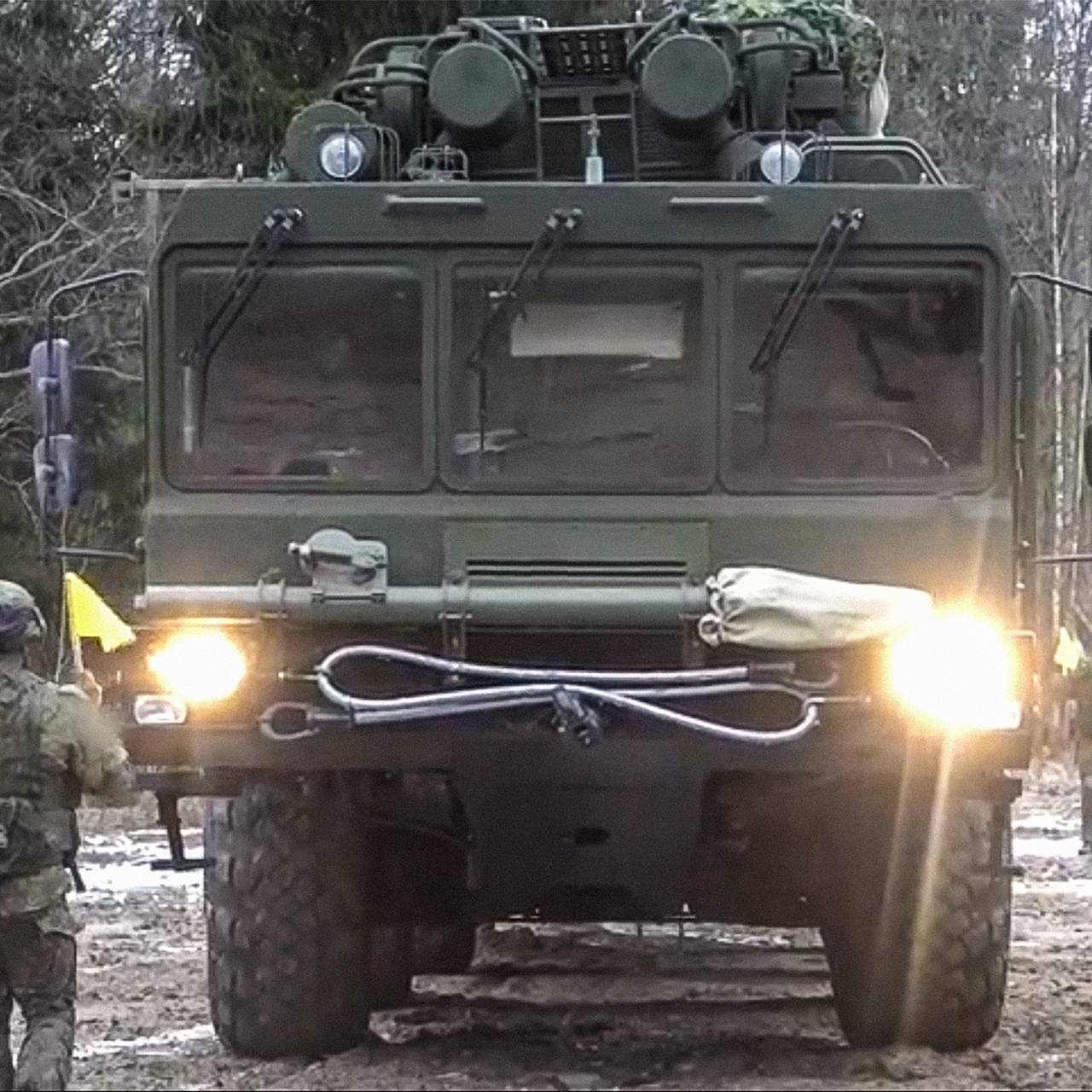 &laquo;Подлетное время до любой точки Европы &mdash; пара минут&raquo;. &laquo;Орешник&raquo; заступил на боевое дежурство в Белоруссии и впервые попал на видео