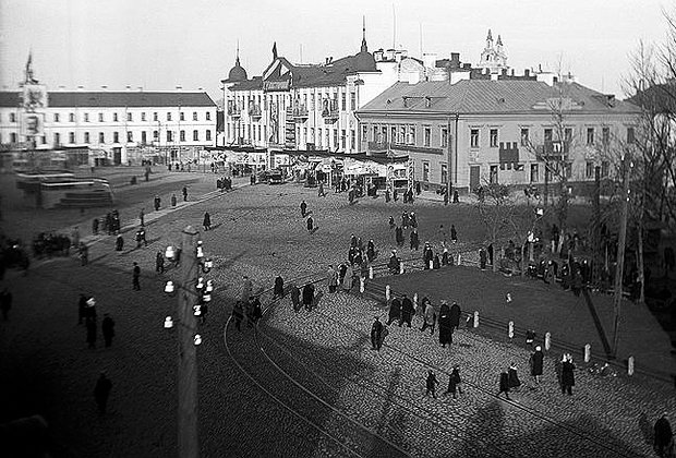 Площадь Свободы в Минске (довоенная съемка) 