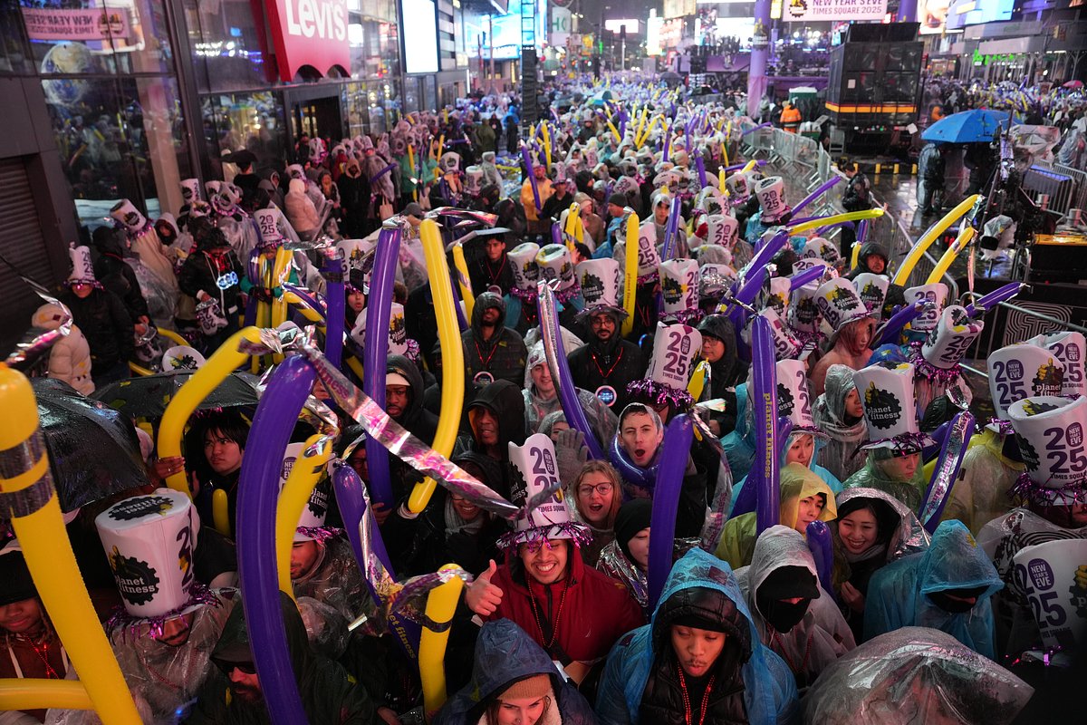 Празднование Нового года на Таймс-сквер в Нью-Йорке