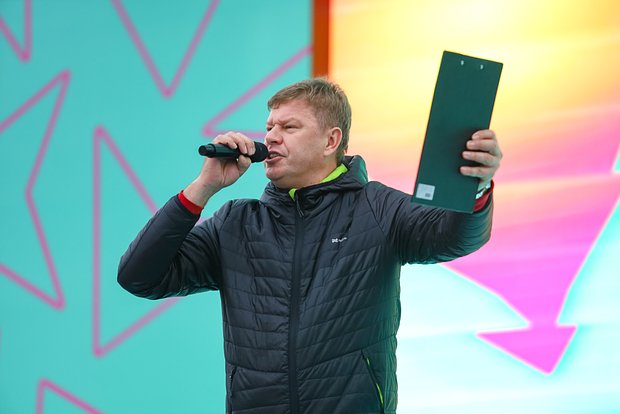 Дмитрий Губерниев