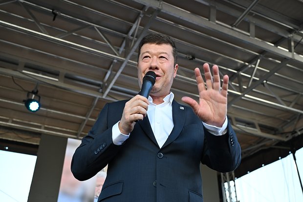 Томио Окамуру