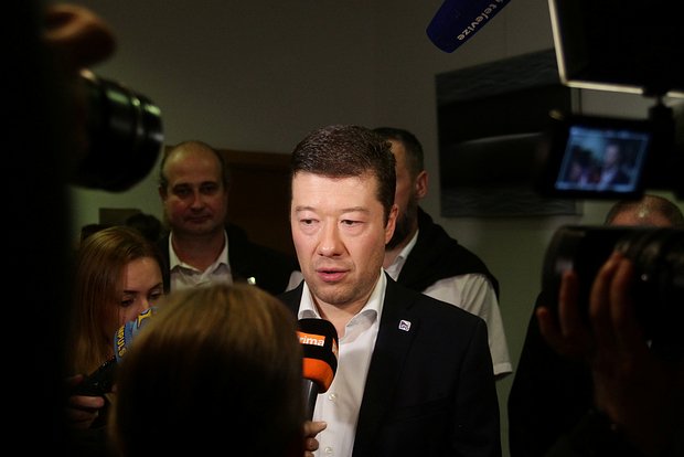 Томио Окамура