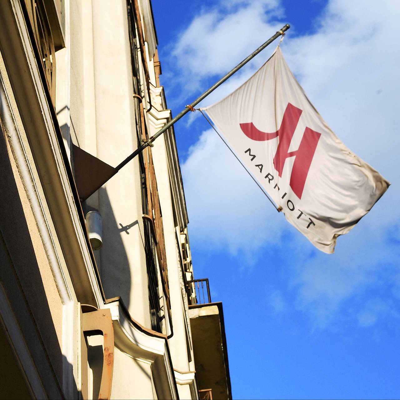 Ушедшая из России американская сеть отелей подала на регистрацию товарного знака в стране