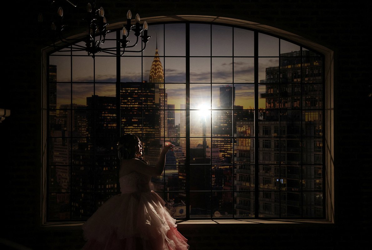 Юрина Ногути позирует для свадебного фото