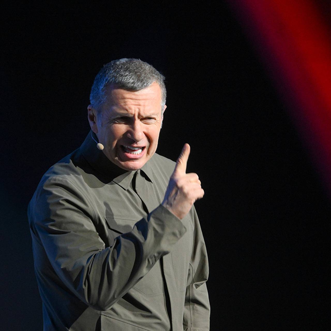 Слова Соловьева о новой СВО вызвали возмущение в Армении и Узбекистане. Почему ведущий столкнулся с резкой критикой в свой адрес?