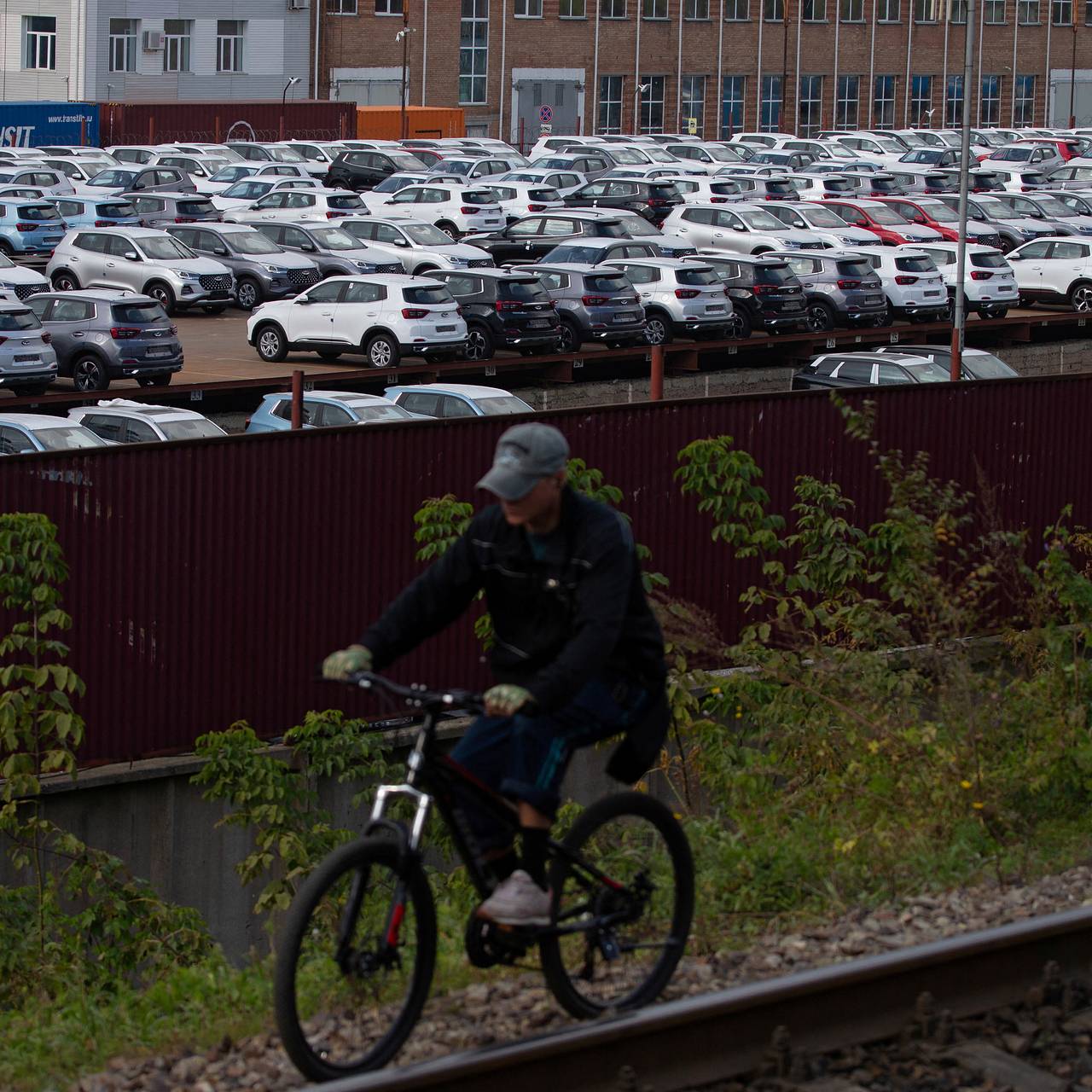Один из крупнейших в России автоконцернов столкнулся с обрушением продаж