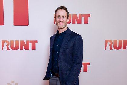 Известного писателя арестовали за детское порно