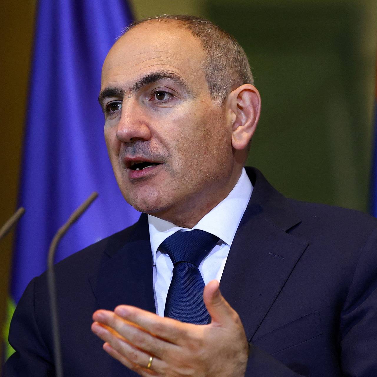 Пашинян пообещал помочь Азербайджану