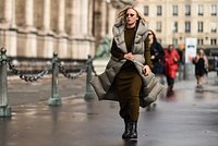 «Можешь идти по улице, а какой-то мужик кайфует». Россияне столкнулись с фетишистами, которых возбуждают пуховики. Что происходит? 