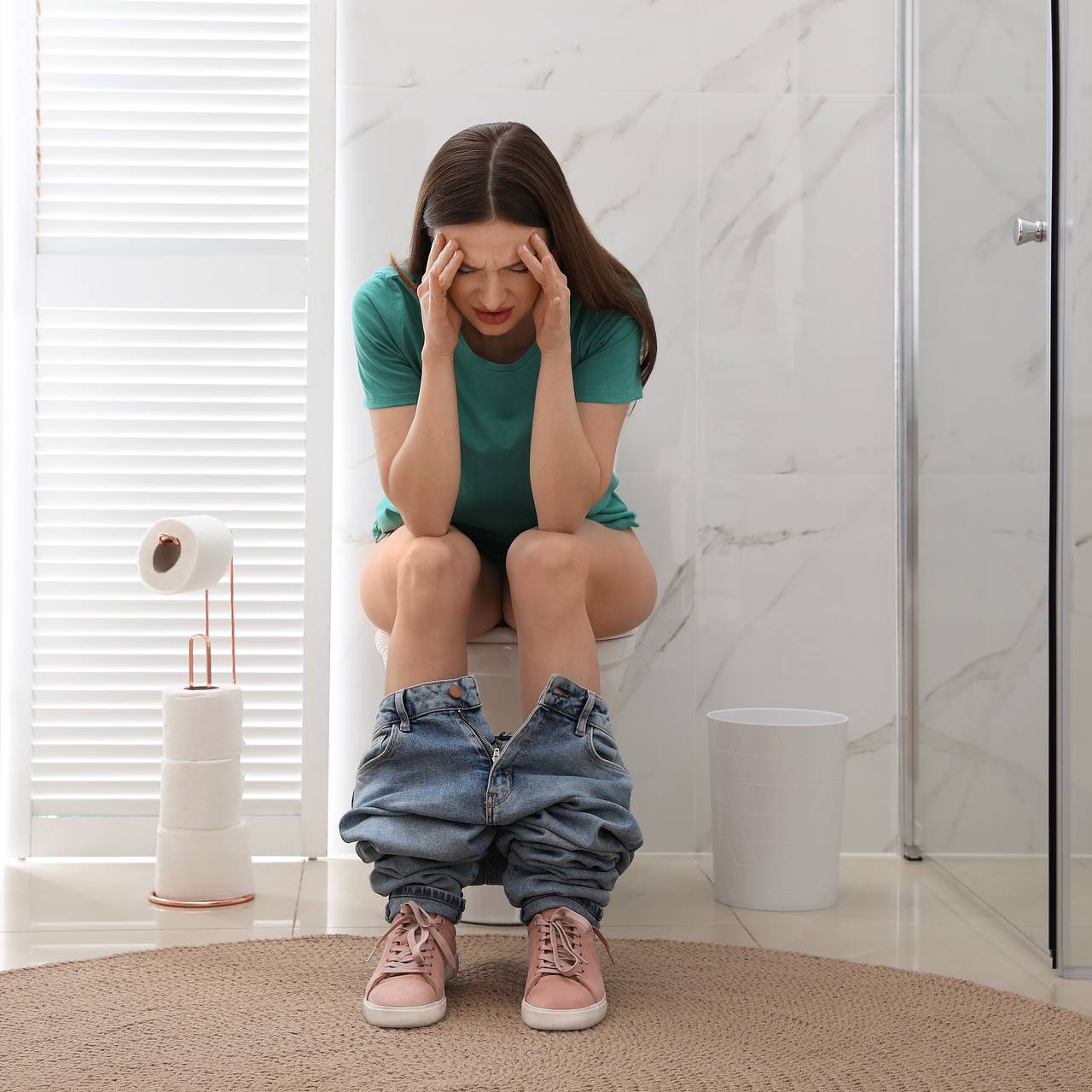 Диетолог объяснила причину частого посещения туалета во время стресса