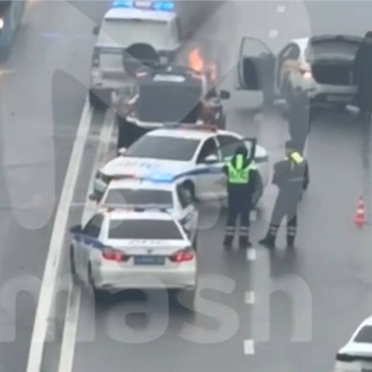 Машина бывшего вице-президента &laquo;Росгосстраха&raquo; сгорела в центре Москвы