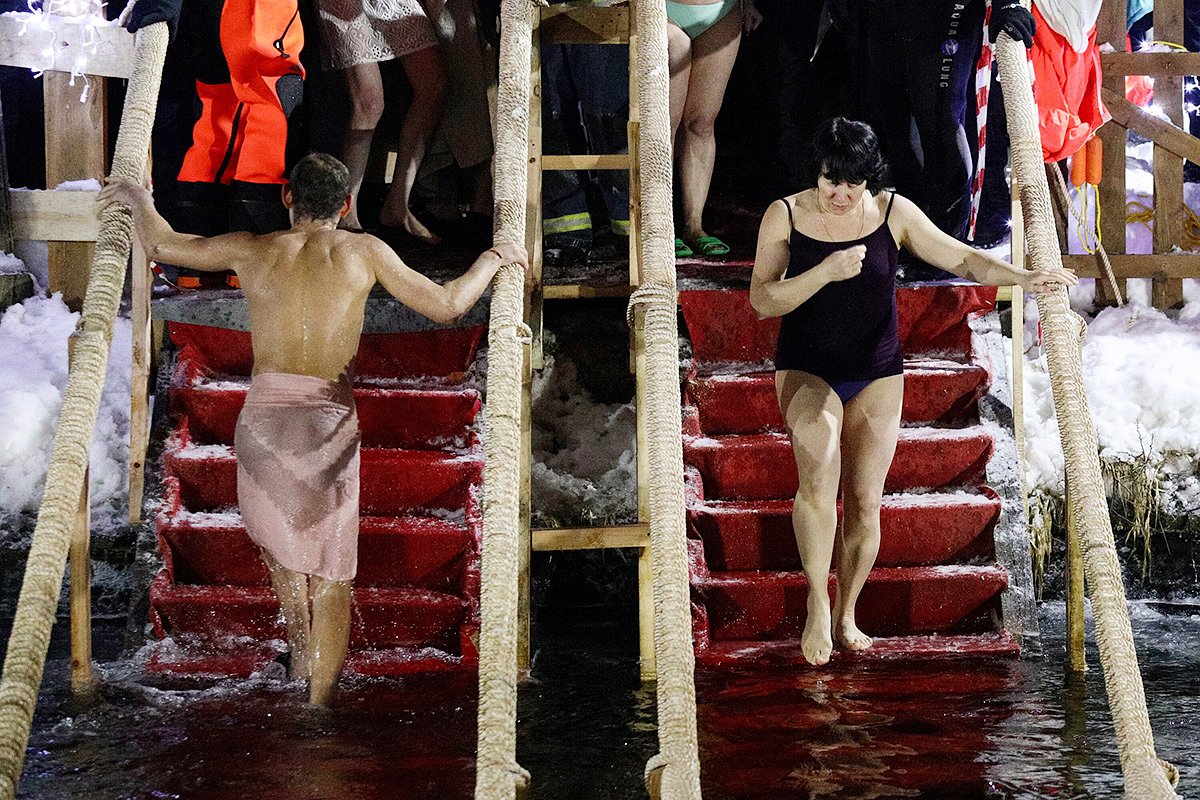 Крещенские купания в Москве