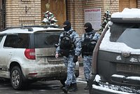 Квартиру Долиной передали Лурье. Приставы вскрыли дверь, сегодня новая хозяйка получит ключи 