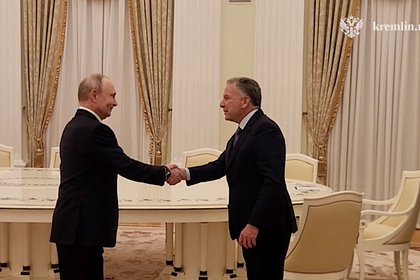 Переговоры Путина и Уиткоффа прошли за закрытыми дверьми Кремля. Что успели обсудить стороны за 3,5 часа?