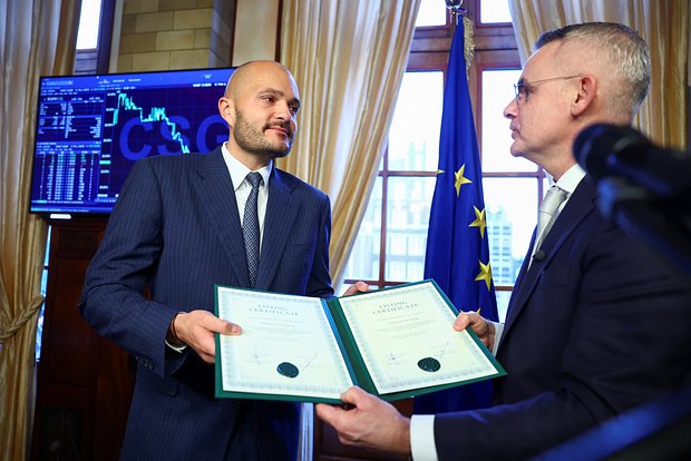 Михал Стрнад  (слева)