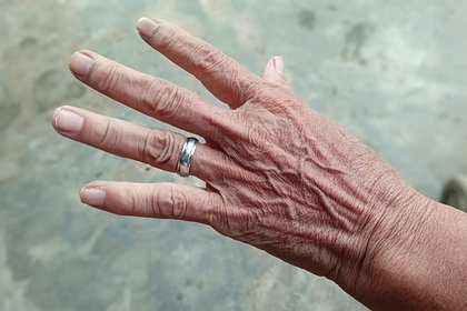 Потерянное кольцо загадочным образом оказалось в 2000 километрах от дома хозяйки