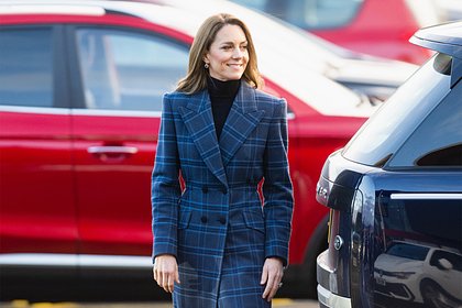 Кейт Миддлтон появилась на публике в одежде собственного производства