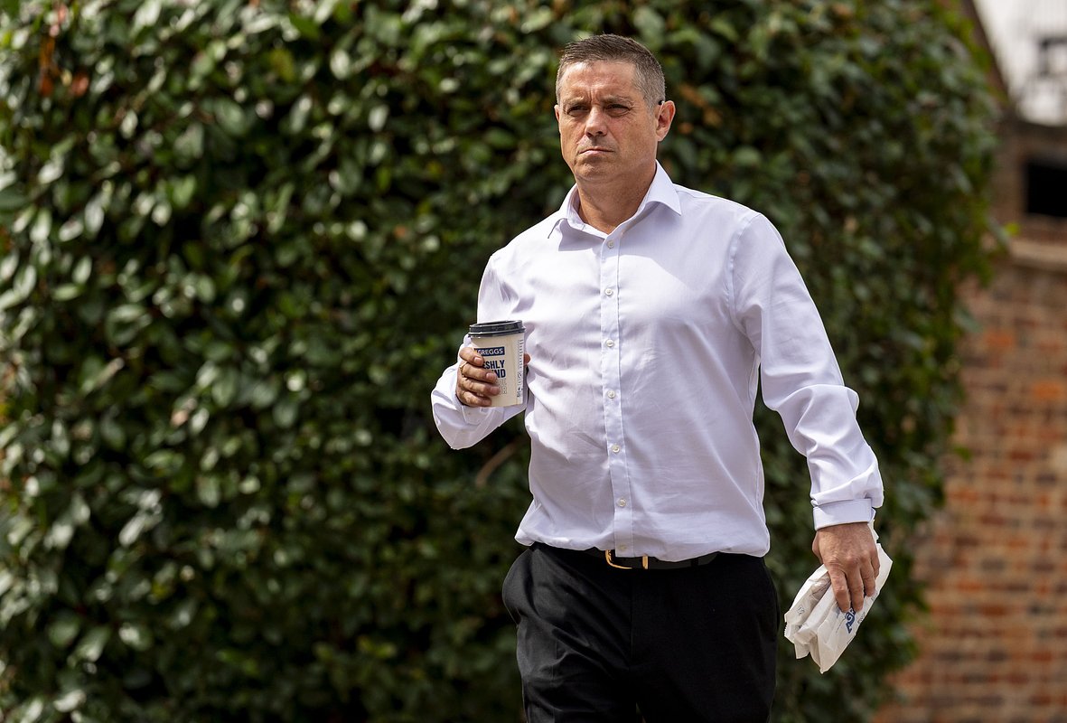 Решения суда Элфорд дожидался на свободе, регулярно посещая слушания