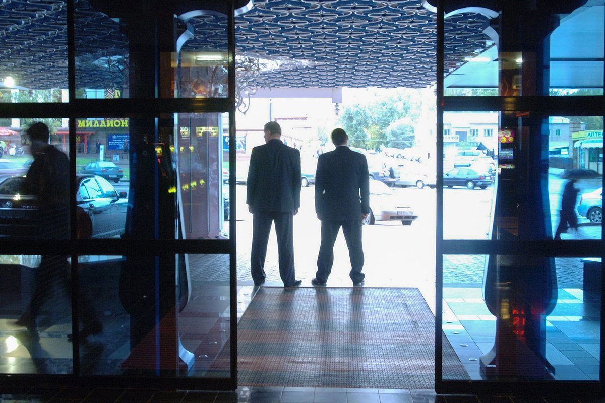 View - «Меня выкинули, как щенка» Российского киллера выгнали из казино за пьяный дебош. Как это обернулось кровавой бандитской войной?: Следствие и суд: Силовые структуры: Lenta.ru