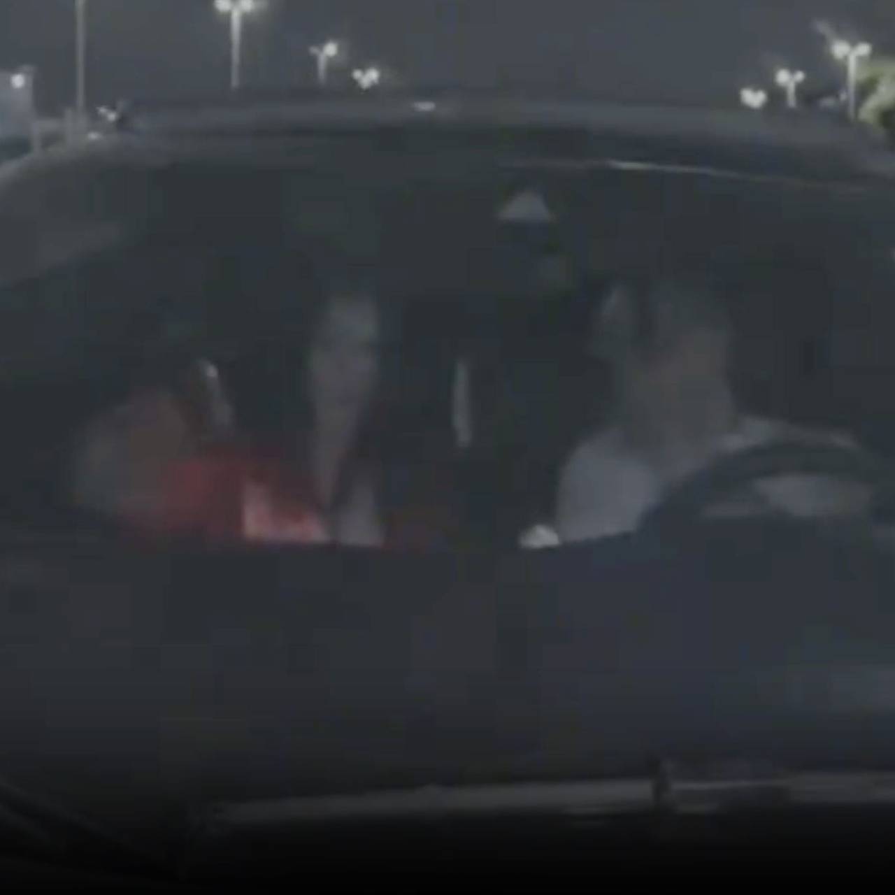 Знаменитый рэпер сбил на машине человека во время незаконных съемок клипа