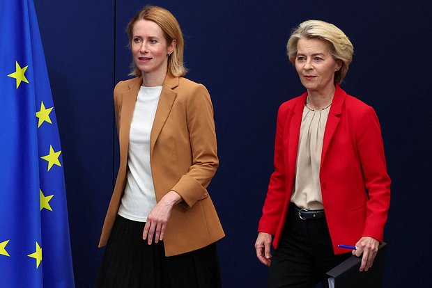 Кая Каллас (слева) и Урсула фон дер Ляйен (справа)