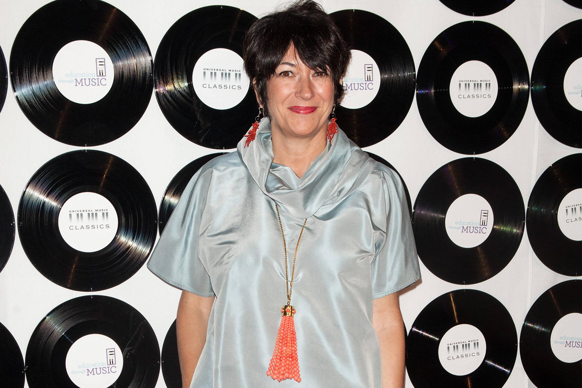 Сообщница&nbsp; Эпштейна рассказала о его избежавших правосудия друзьях