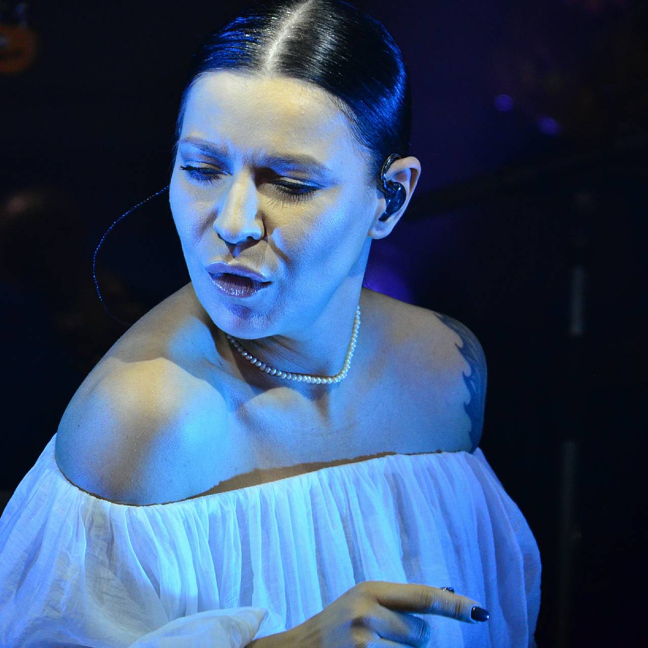 Певица Елка намекнула на замужество